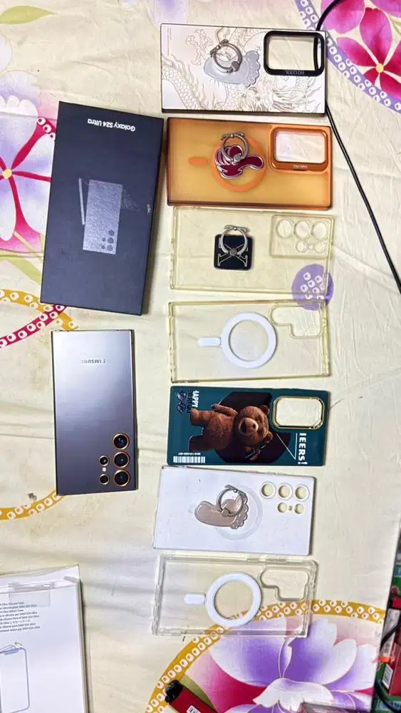 Samsung s 24 ultra 12 / 512 free casing 7pcs