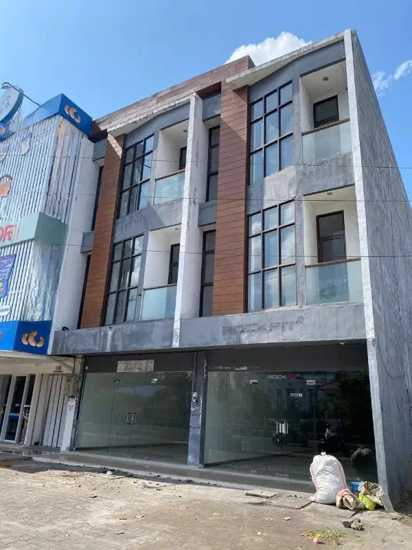 Ruko 3 Lantai dekat Ace Hardware Jimbaran