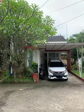 RUMAH MURAH KOMPLEK FLOURIST TERRACE BAMBU APUS KOTA TANGSEL