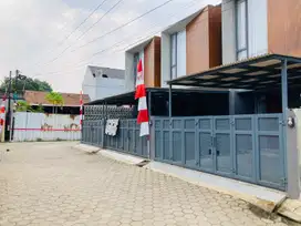 Rumah Strategis Kodau Jatiwarna, 5 Menit Ke Pintu Tol, Full Bata Merah