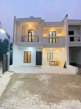 Dijual Rumah Bergaya American Classic Dekat RS. HGA Depok