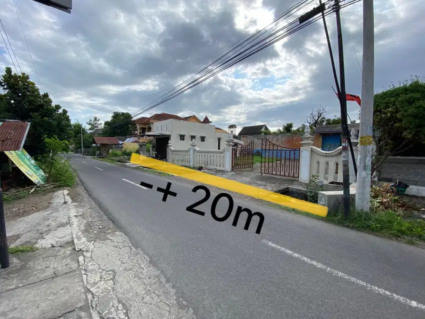 Tanah istimewa pinggir jalan utama daerah timoho kodya