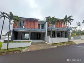 Rumah Villa istana Mawar Citra Dago Kota Bandung