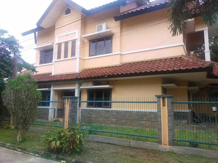 Rumah bisa untuk Kantor di Aria Graha Regency Soekarno Hatta