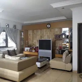 Dijual Rumah Mewah di Tengah Kota Majalengka Kota