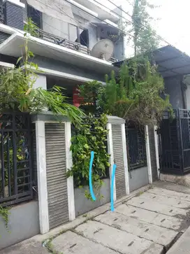 Dijual harga NJOP Rumah, Kosan 13 Pintu & kios di Tanjung Priok Jakut