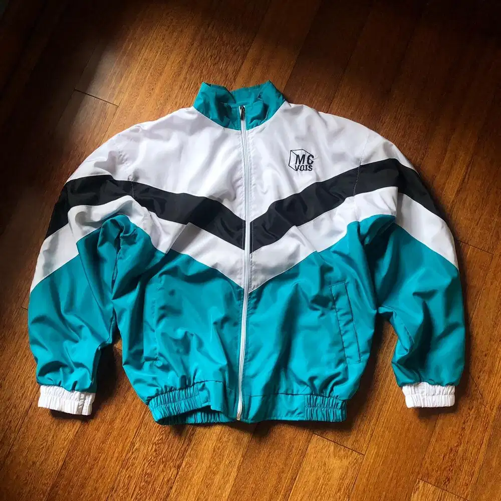 PARACHUTE BOMBER JACKET BY MCVOIS CONCEPT (PRELOVED)