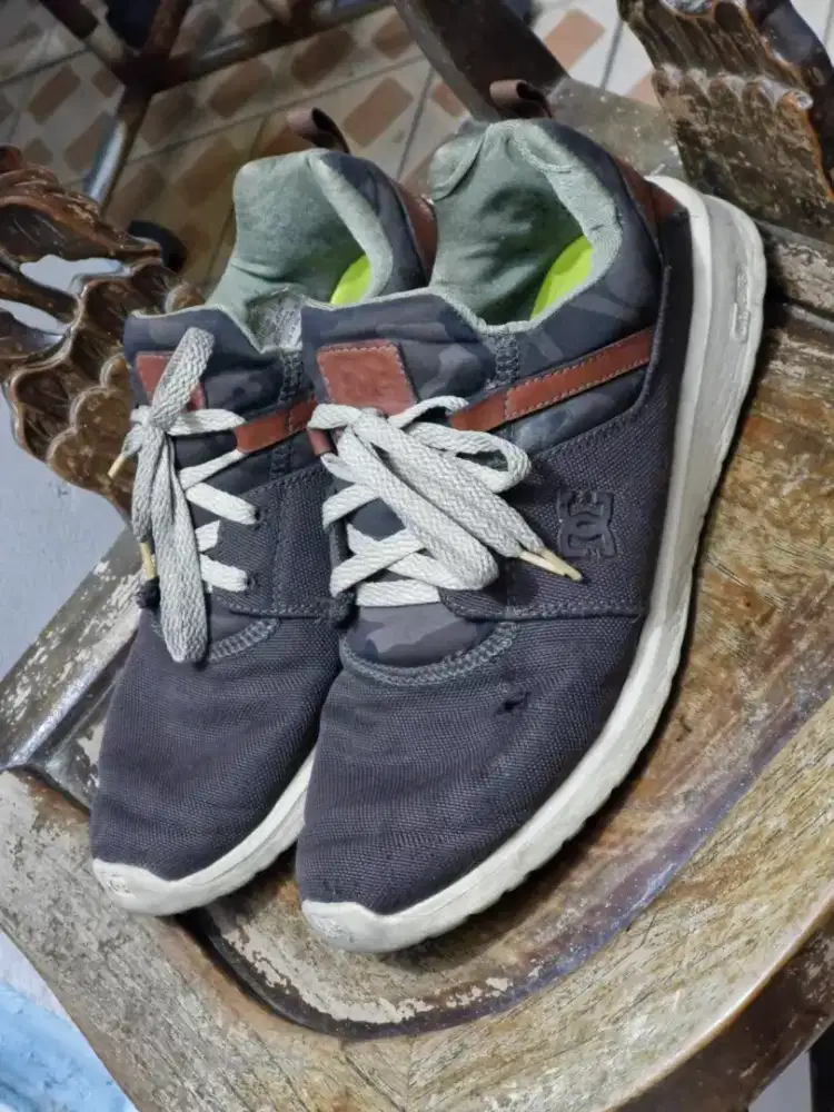 Sepatu Pria DQ Original