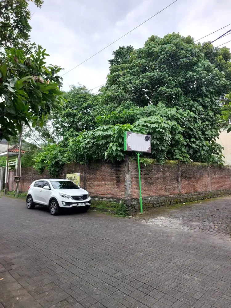 Tanah Hook Strategis di Nandan dekat Kampus UGM