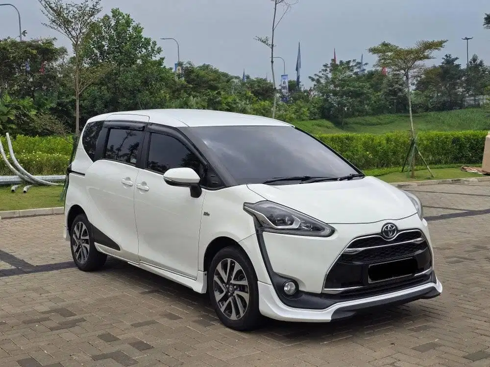 TOYOTQ SIENTA Q AT 2017 RECORD DI JUAL CEPAT LOW KM