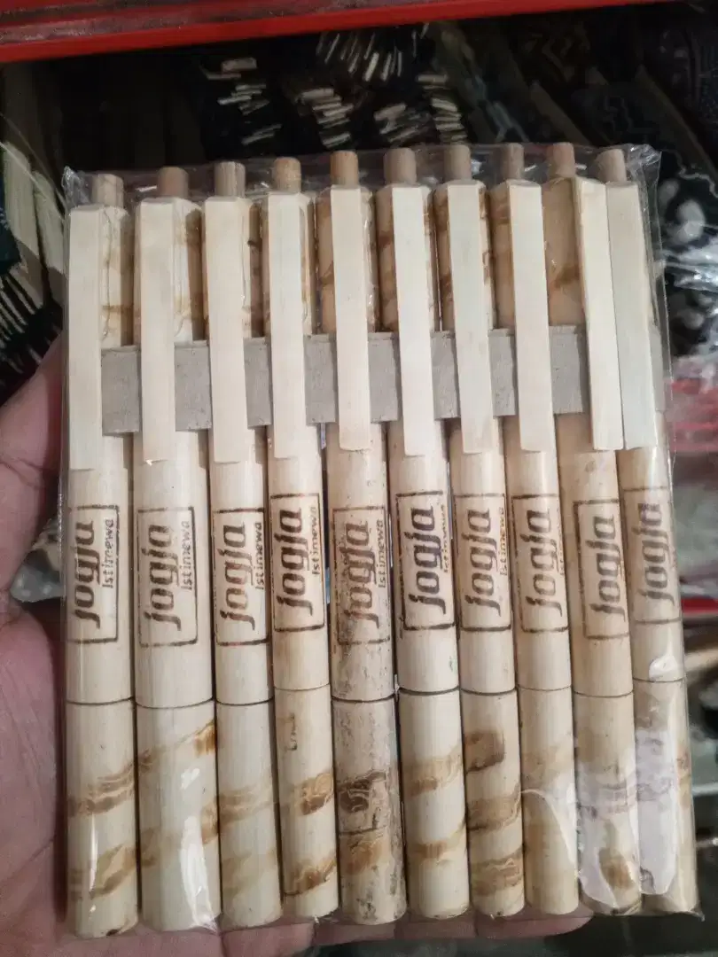 Souvenir pulpen bambu