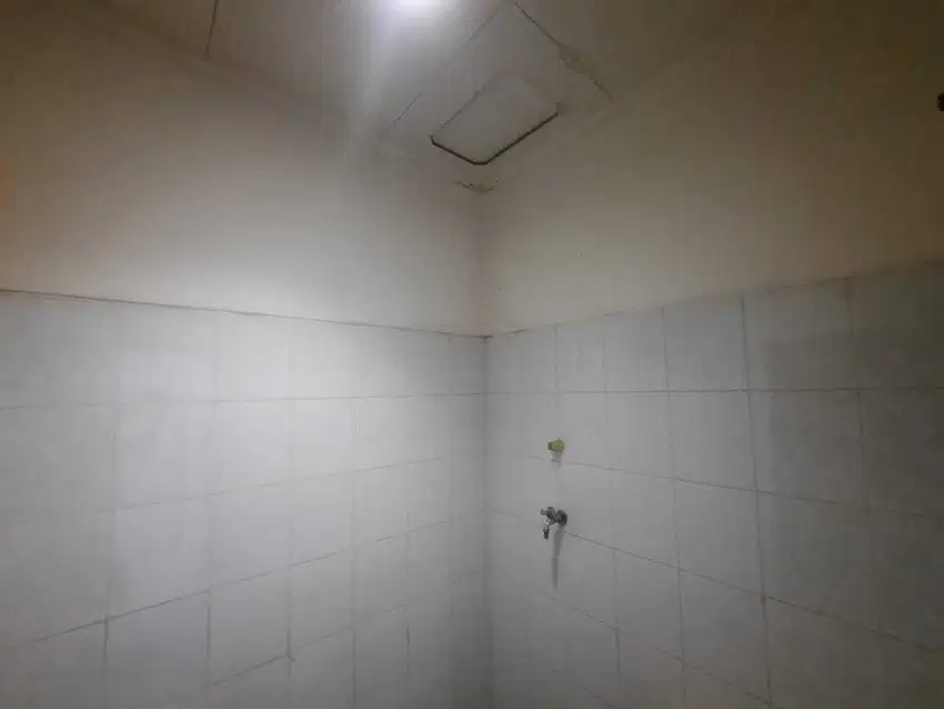 Disewakan Ruko Strategis Cocok untuk Usaha & Kantor di Gading Kirana