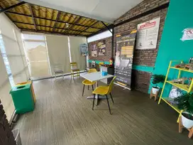 Dijual Rumah cocok untuk usaha/kantor di Ketintang Madya, Surabaya Tim