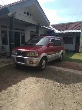 Mitsubishi Maven 2002 Bensin