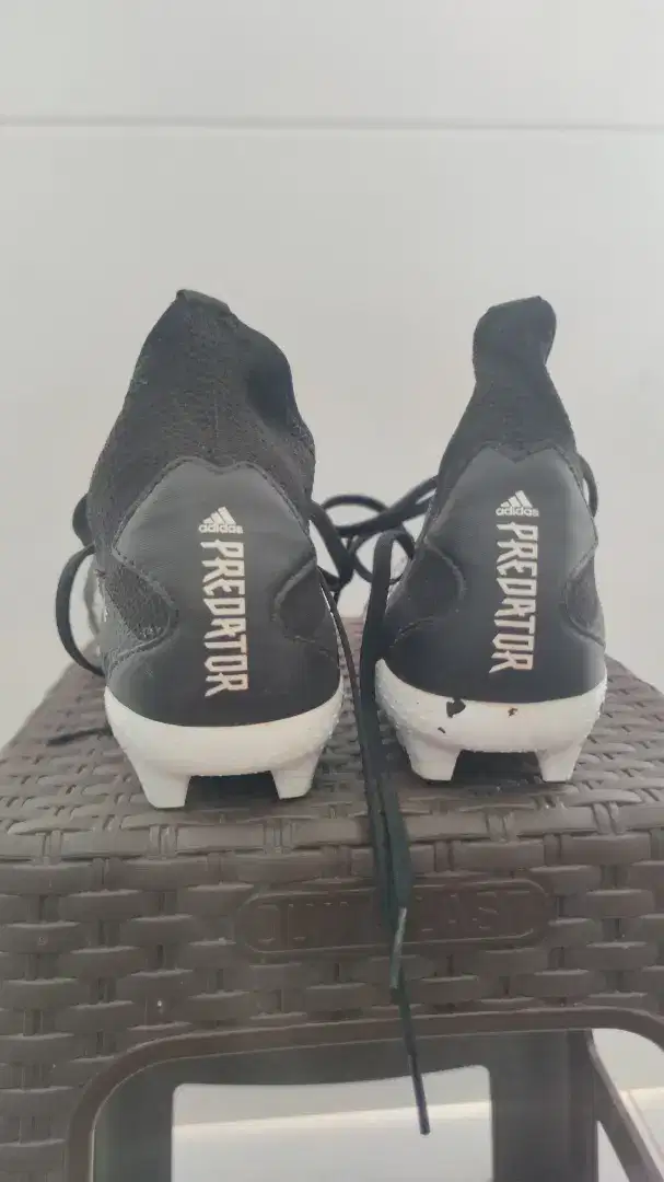 Sepatu Bola  Adidas Predator Freak FG.3