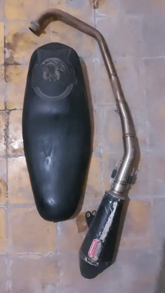 Knalpot dan jok 1paket seken