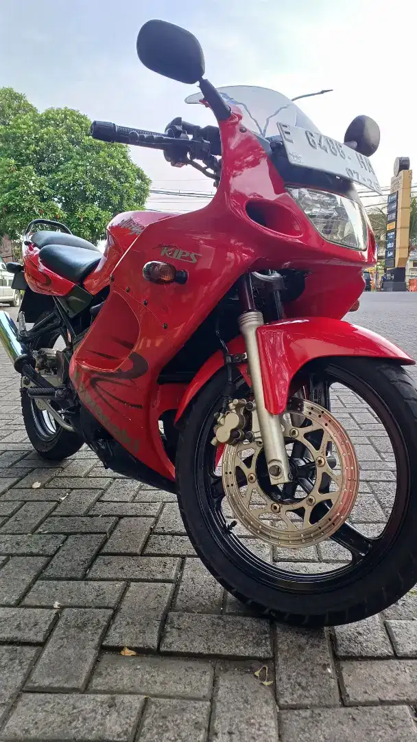 Kawasaki ninja rr old ferrari 2011
