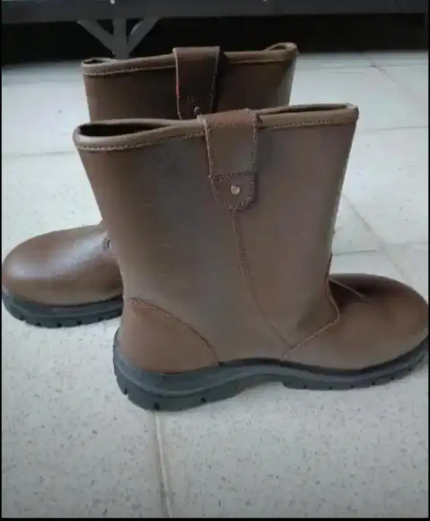 Sepatu Safety Krusher Coklat