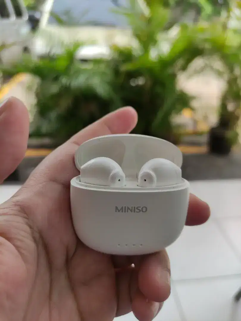 TWS Miniso mulus dan normal