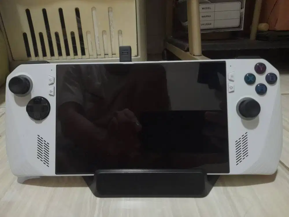 ASUS ROG ALLY Z1 Extreme