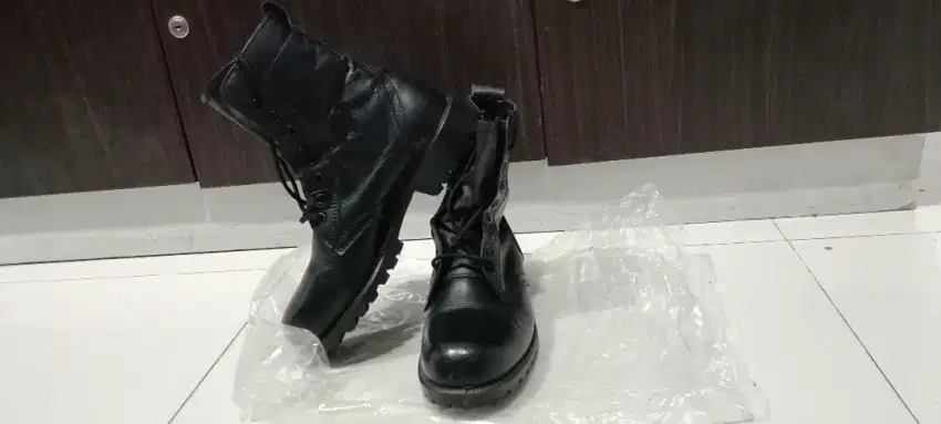 SEPATU PDL NO.42
