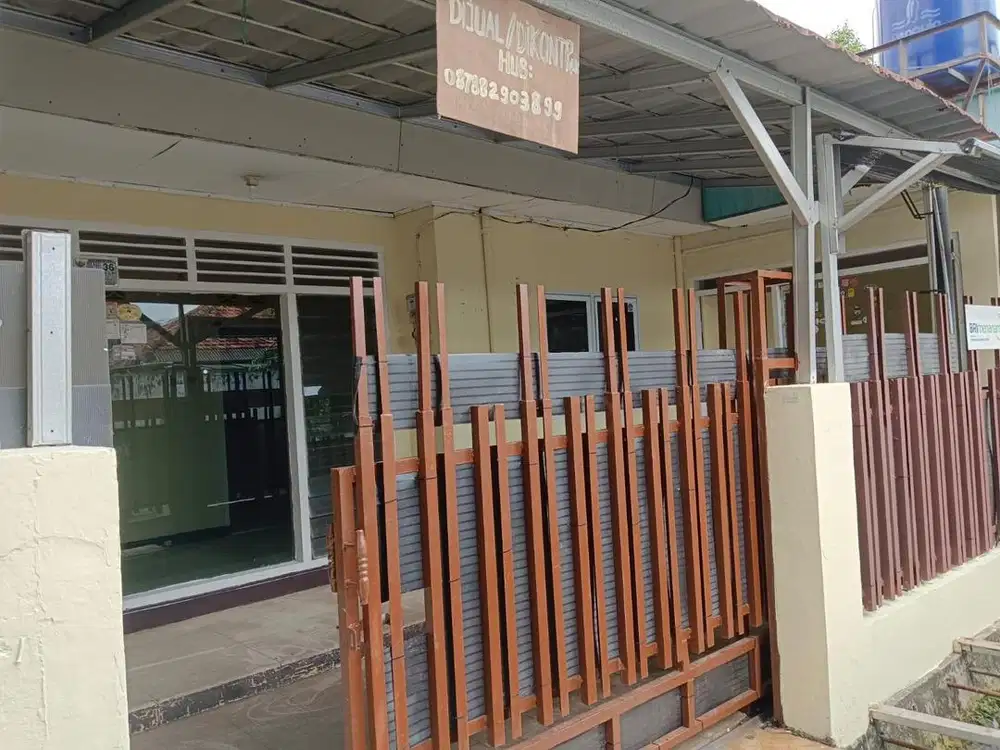 Dijual Rumah lokasi strategis di Petamburan, Jakarta Barat