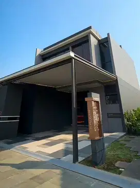 Rumah Cantik 4 + 1 kamar tidur lokasi di depan cluster harga 2 M