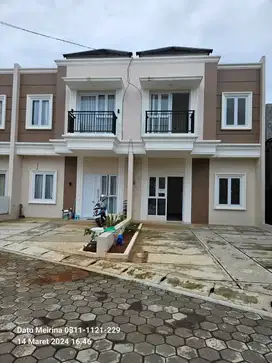Rumah Baru 2 LT DP 0 Siap Huni Pinggir Jalan Raya 10 Menit ke Stasiun