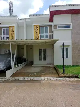 Rumah Siap Huni 2 lantai lokasi Belakang bukit Baruga Makassar