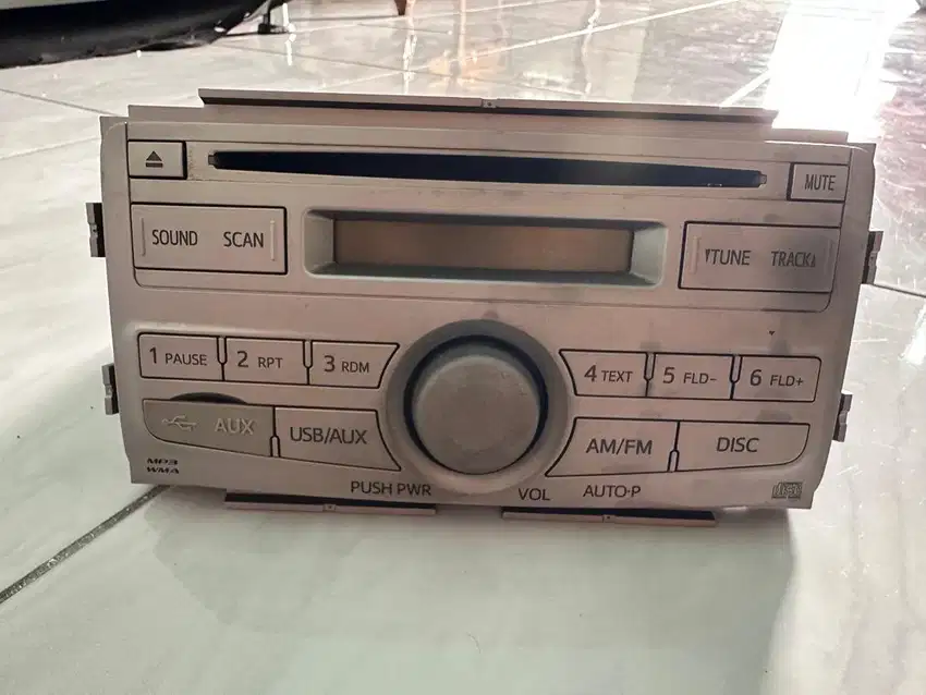 Di jual head unit agya