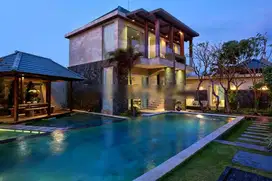 LUXURY VILLA KOMPLEK LOS PANTAI IDA BAGUS MANTRA