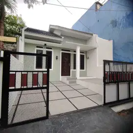Rumah Mewah Harga Murah Lokasi Grand Permata Bebas Banjir Dekat Tol