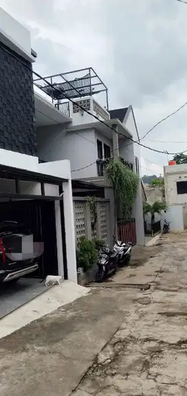 Di jual rumah minimalis plus furnish lokasi cluster di Cigadung 