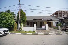 Jual Rumah 2 Lantai 10 Menit ke RS Hermina Serpong Dibantu KPR J-15709