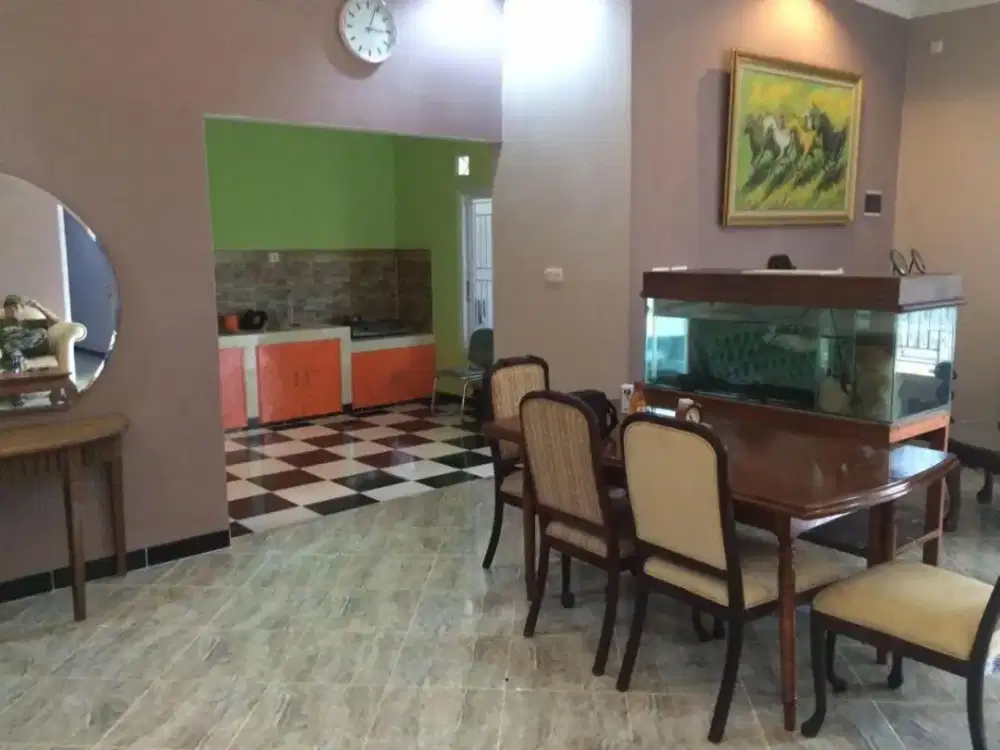 Rumah Dijual Cepat !!! Lokasi bagus di Pekapuran, Depok