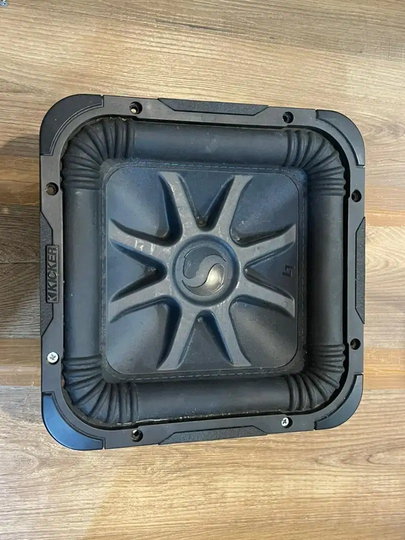 Subwoofer Kicker Solobaric L7 10 inch 2 Ohm