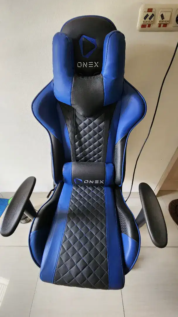 Bangku gaming, gaming chair One X