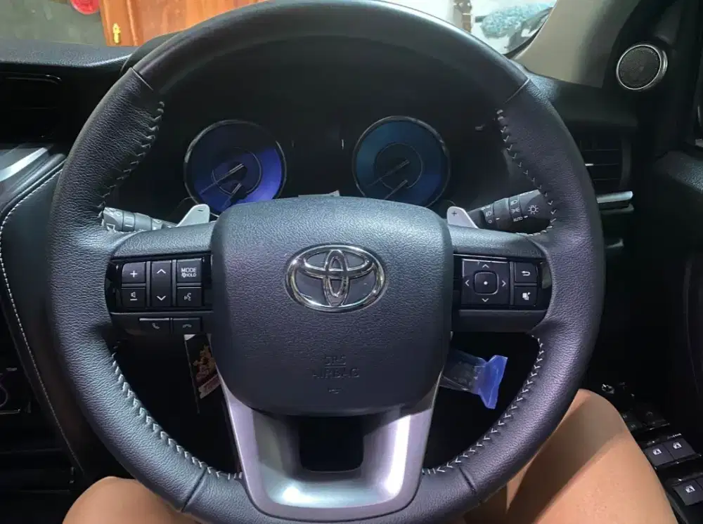 FORTUNER TRD GR 2021 PUTIH DIESEL 2.4