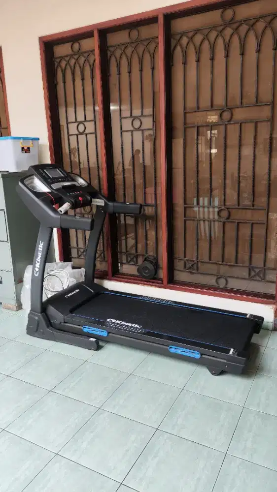 Kinetic Treadmill Motorized 99P