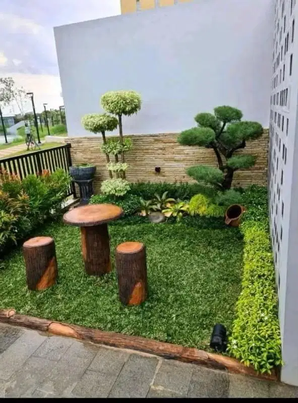 Taman kering halaman rumah