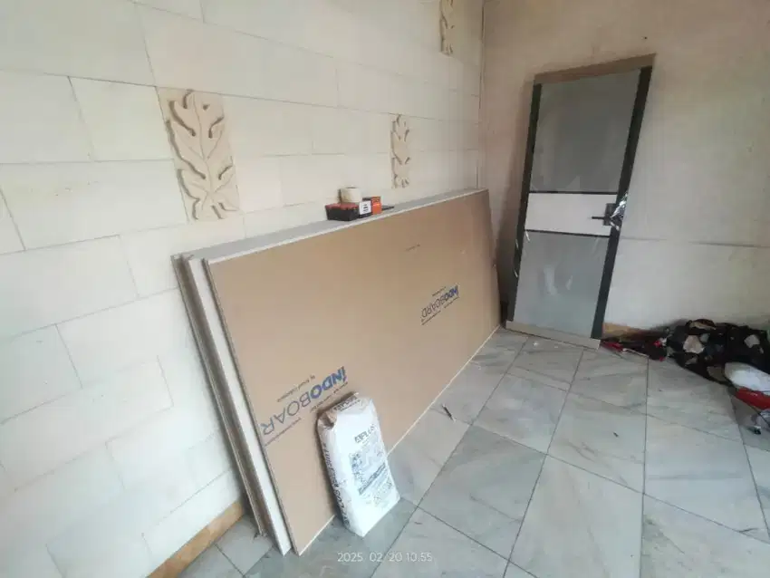 Peralatan dan matrial gypsum siap pasang