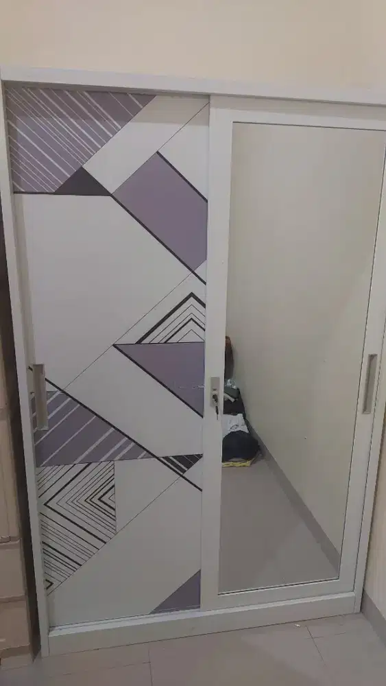 Lemari 2 Pintu Besi