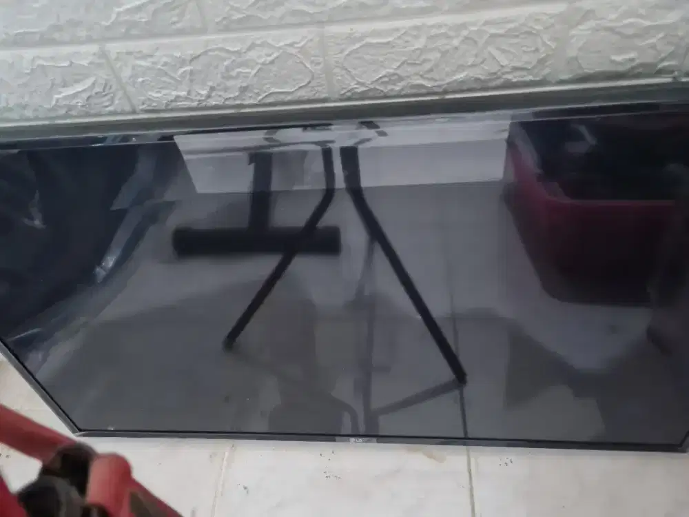 Tv led 43 samaung retak layar suara bagus