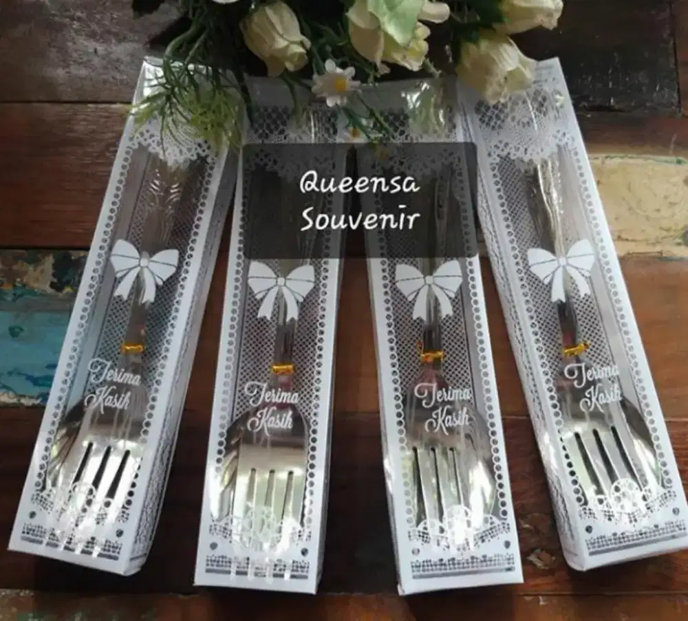Souvenir sendok garpu stainles