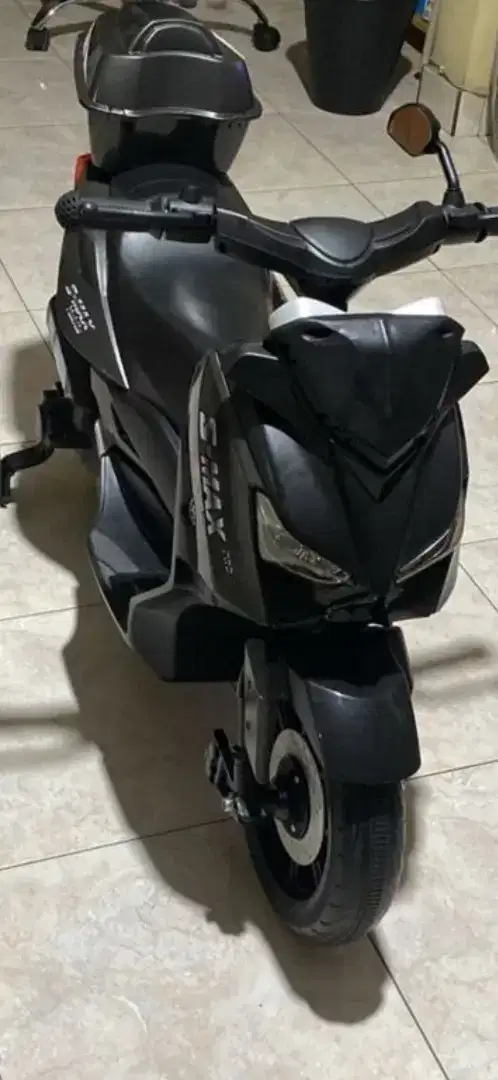 Motor Anak Model Xmax