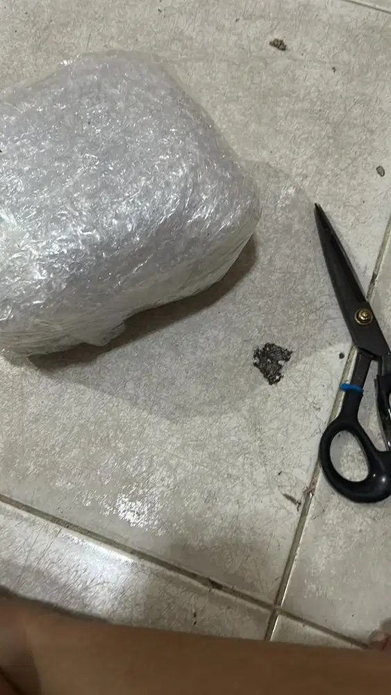 Dicari karyawan host live, admin olshop,admin gudang