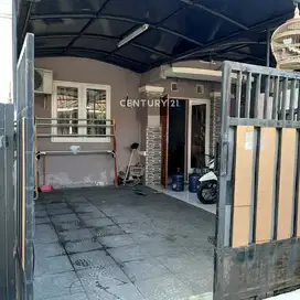 Dijual Cepat Rumah Di Perumahan Harapan Indah 1 Cluster Depan