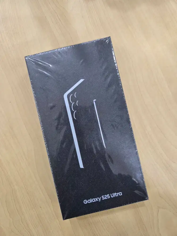 Samsung S25 Ultra 256 GB new