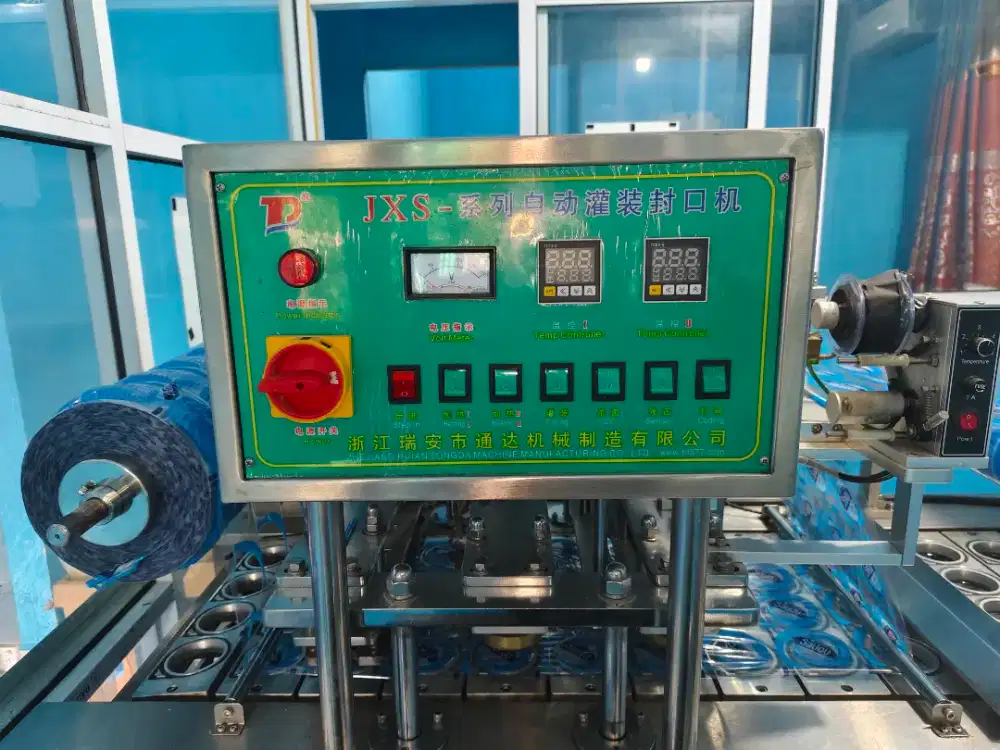 Mesin AMDK( air minum dalam kemasan)