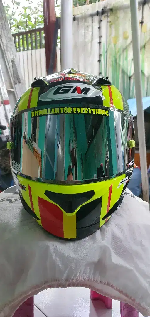 Helm FullFace GM RacePro Paket Ganteng Size M Yellow